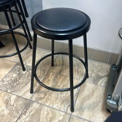 Stools 6 Total