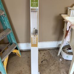 3.5 Inch Vertical Blinds (Crown White)