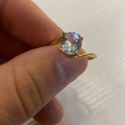 Gold Ring With Blue Diamond 