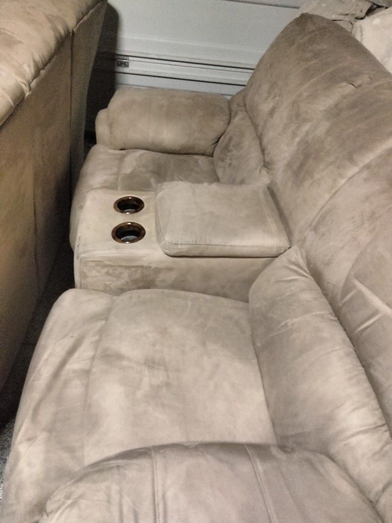 4 Recliner Sofa Set Free Delivery ππ