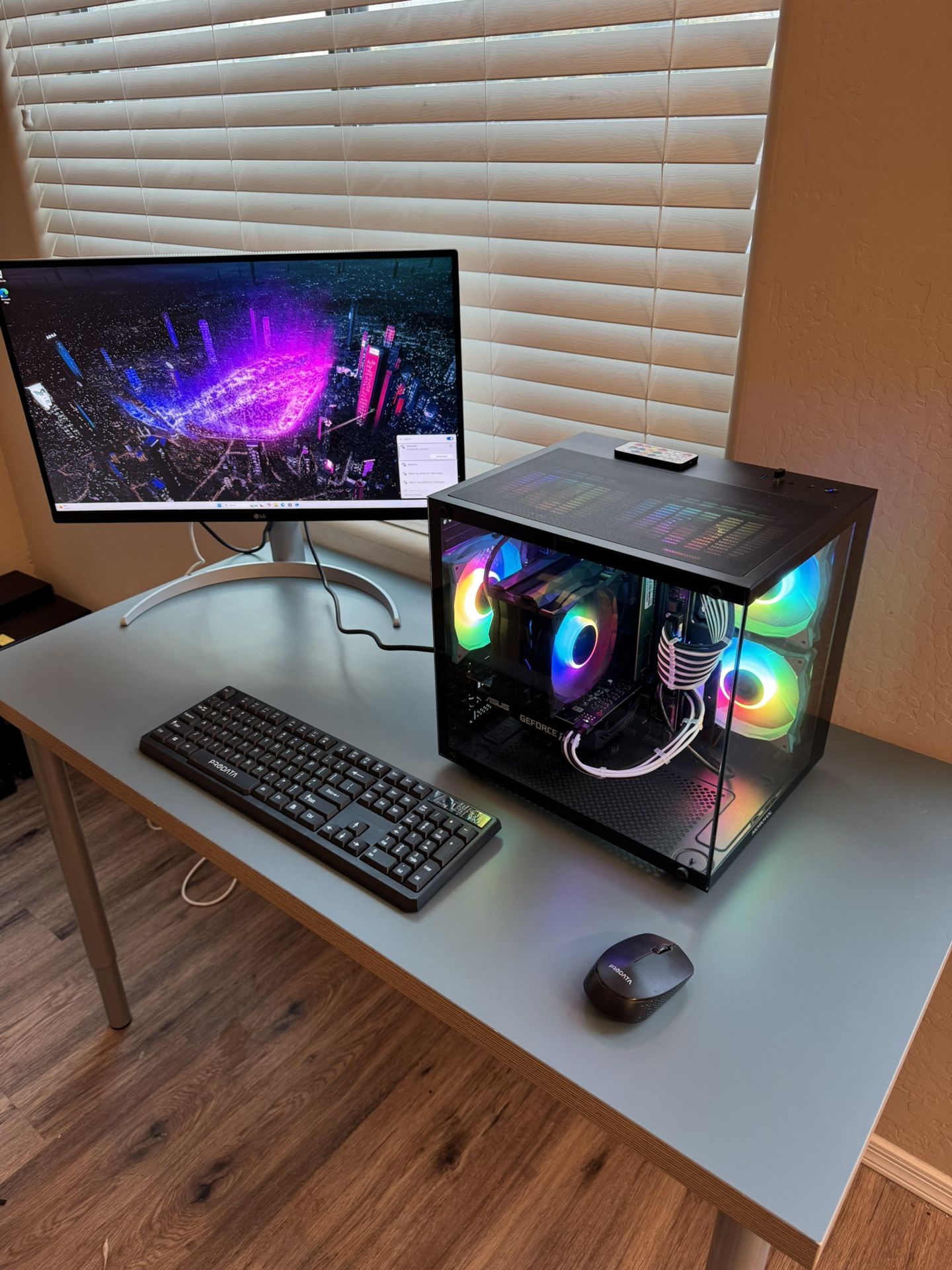 Fantastic Little Gaming Computer. i7, Nvidia 1660Ti, 4K Monitor