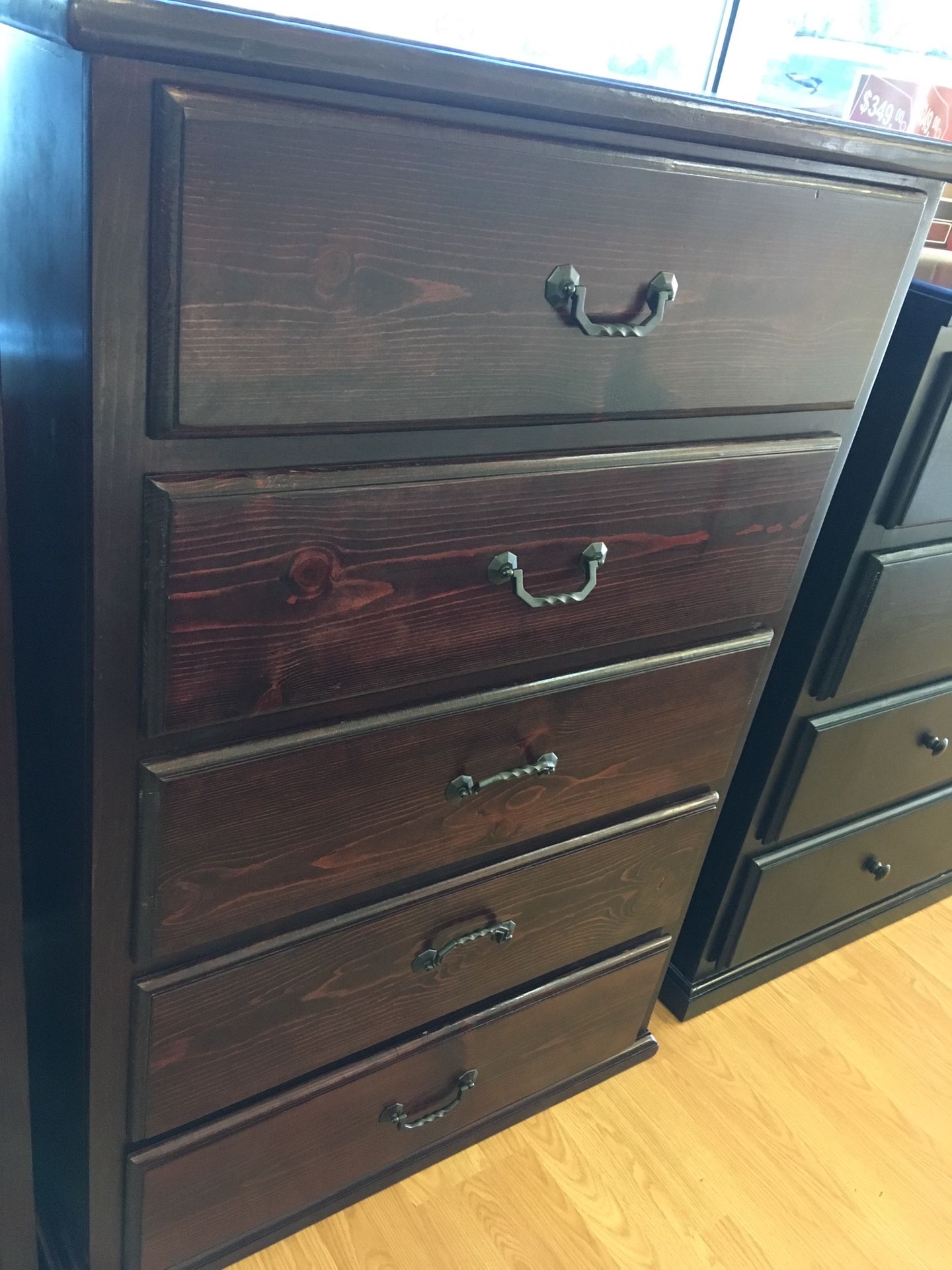 Pinewood dresser large 5 drawer with antique handles
