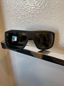 Men’s sunglasses