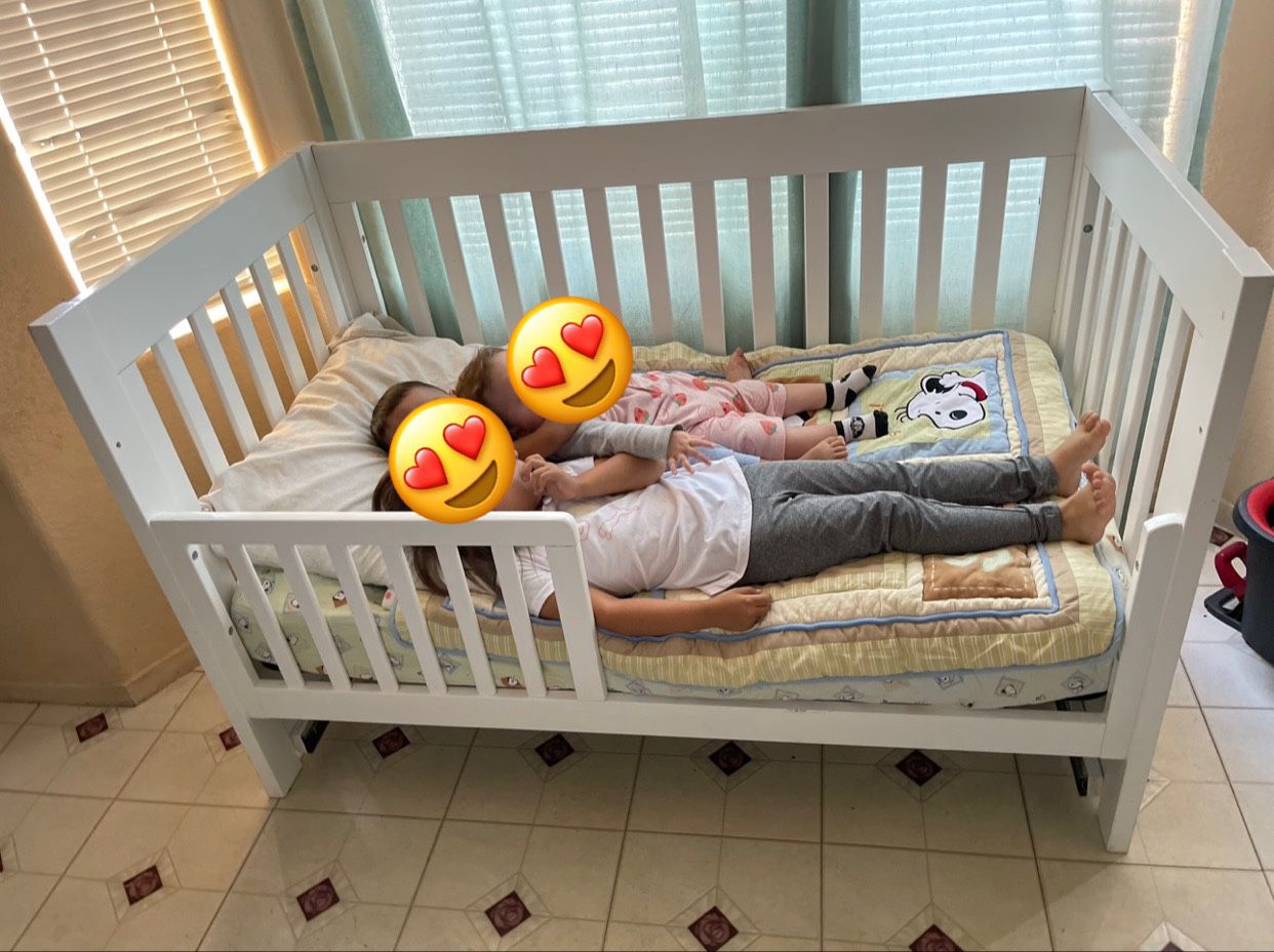 Toddler Bed/crib