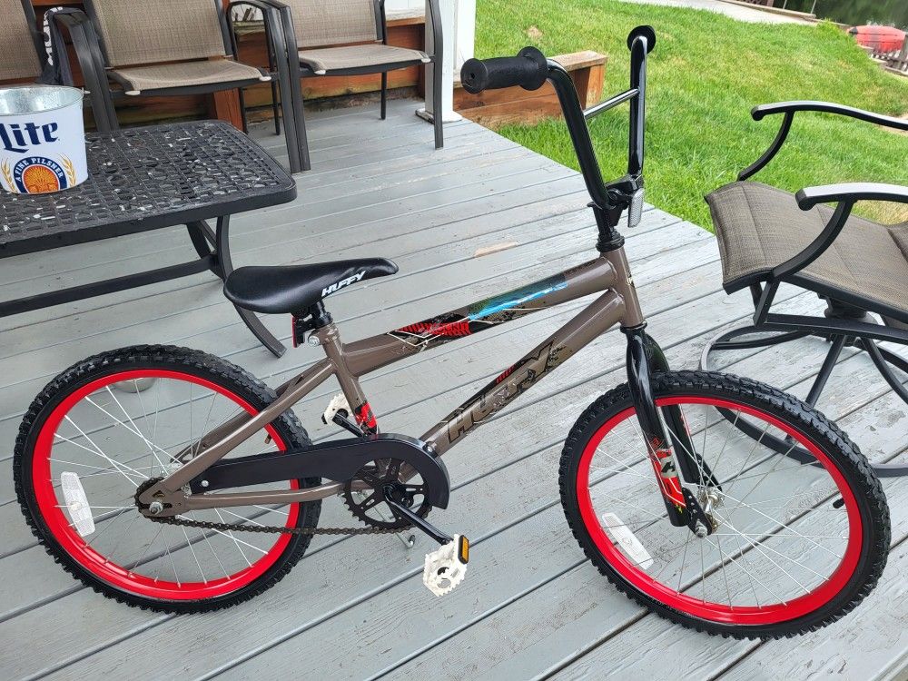 Huffy Rock It 20" Bmx Bike. Cheap