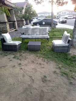 Display model patio furniture set used as a display brand new outdoor patio furniture set 🆕🚎🚛🆕