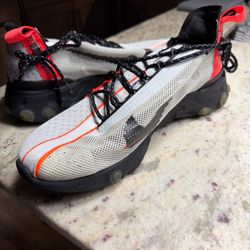 RARE: Nike React WR ISPA "Ghost Aqua" sneakers in the Ghost Aqua / Total Crimson / Black colorway.