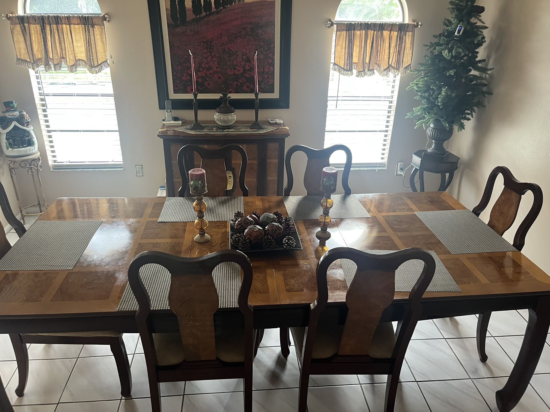Dining Room Set With 6 Chairs and Buffet Table.