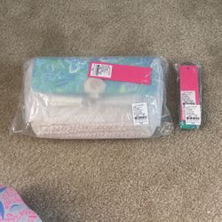 New Lilly Pulitzer Purse And Keychain 