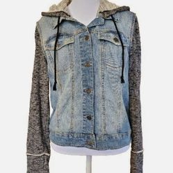 Mossimo Supply Co Jean Jacket Size Small 