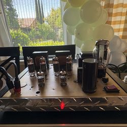 Magnavox 9300 Series vacuum Tube Amplifier
