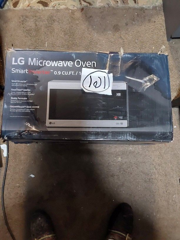 LG MICROWAVE OVEN 0.9 CU.FT, SMART INVERTER 1000WATT