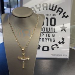 Gucci Link With Cross Pendant