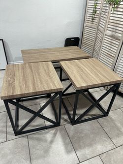 Coffee table and 2 end table set