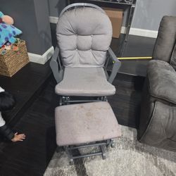 Rocking Chair n Foot Rest