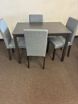 5 Pc Dining Set
