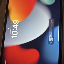 Apple iPad Air 13” M3 128GB Purple | Mint Condition