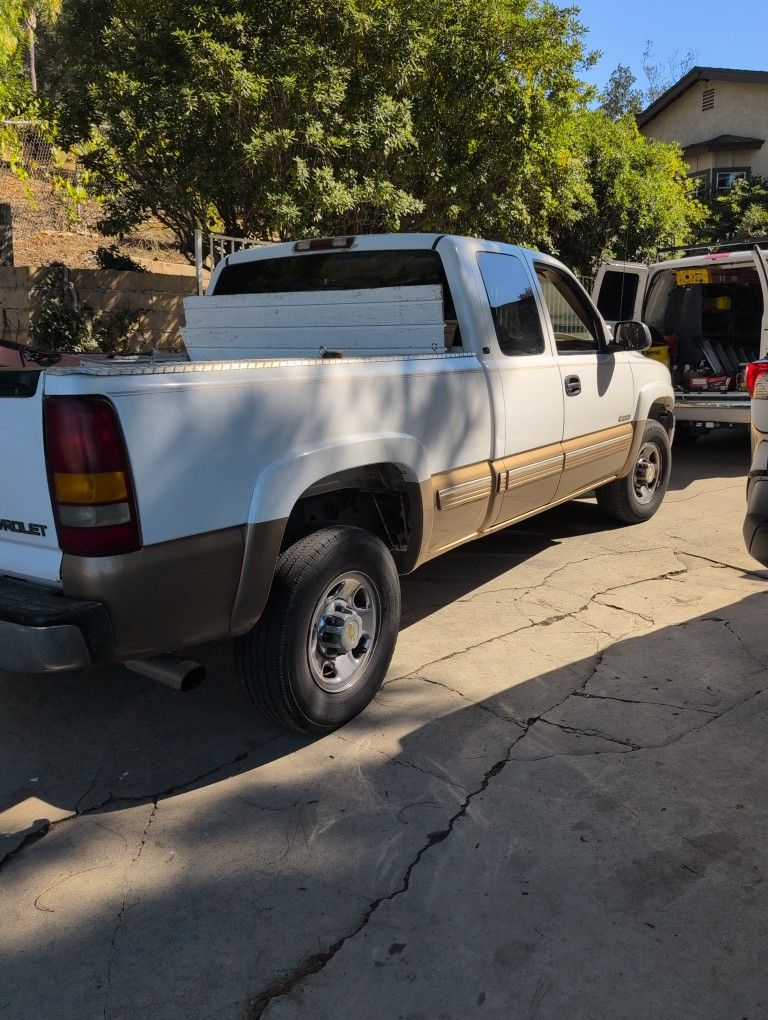 1999 Chevrolet Silverado 2500