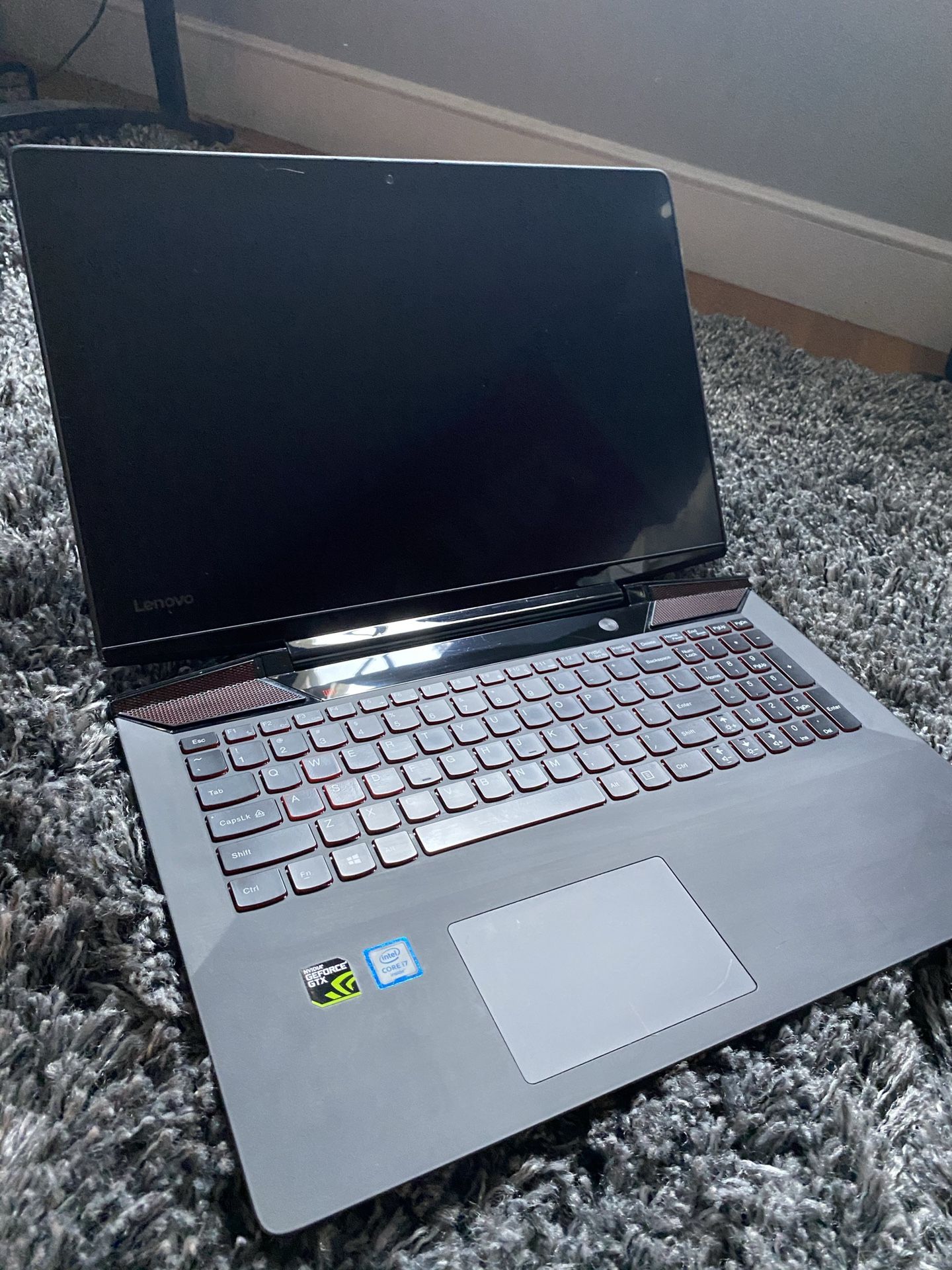 Lenovo Y700 Gaming Laptop