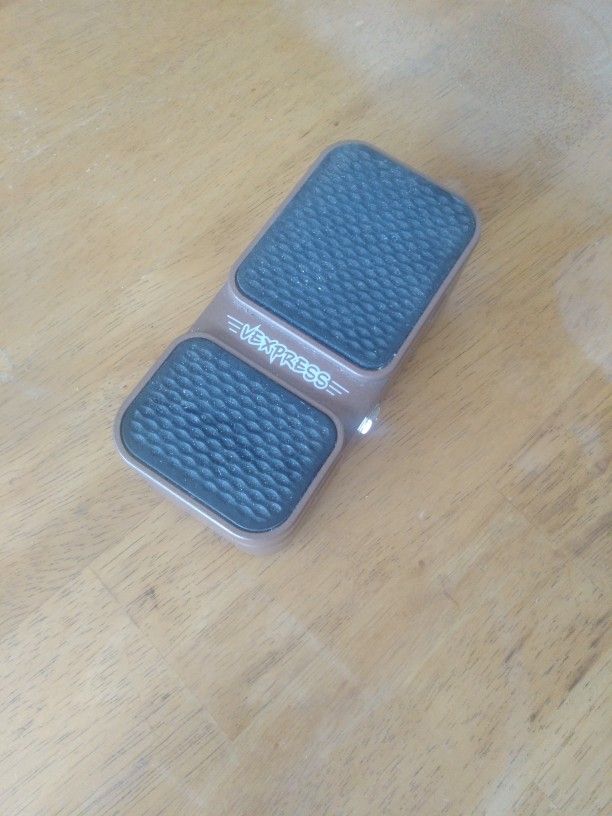 Expression Pedal For Electric. Guitar