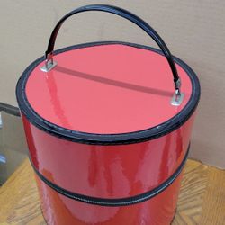 Vintage Shiny Red Patent Leather Wig/Hat box from the 1950s-1960s. 13" x 13"