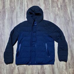 Abercrombie & Fitch Men’s size Large Stretch Puffer Jacket Black hooded long sle