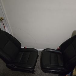 Black Lexus ES Front Seats 