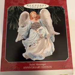 1998 Hallmark Joyful Messenger Christmas Ornament