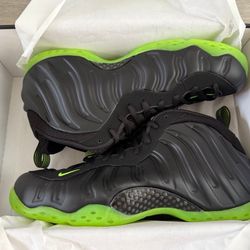Men’s Nike Air Black Volt Foamposite