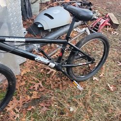 BMX Brawler Bike