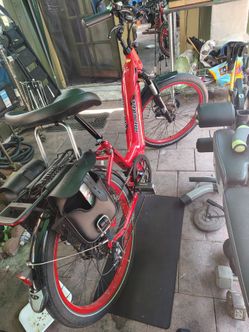 Almost new Electric co. 48v E bike, tractor saddle big bike great range and also fast.