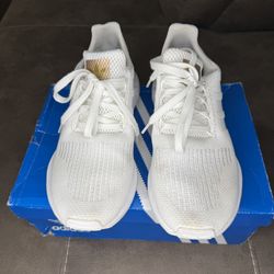 Adidas Swift Run Women’s Size 7.5