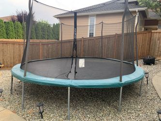 15’ Propel Trampoline