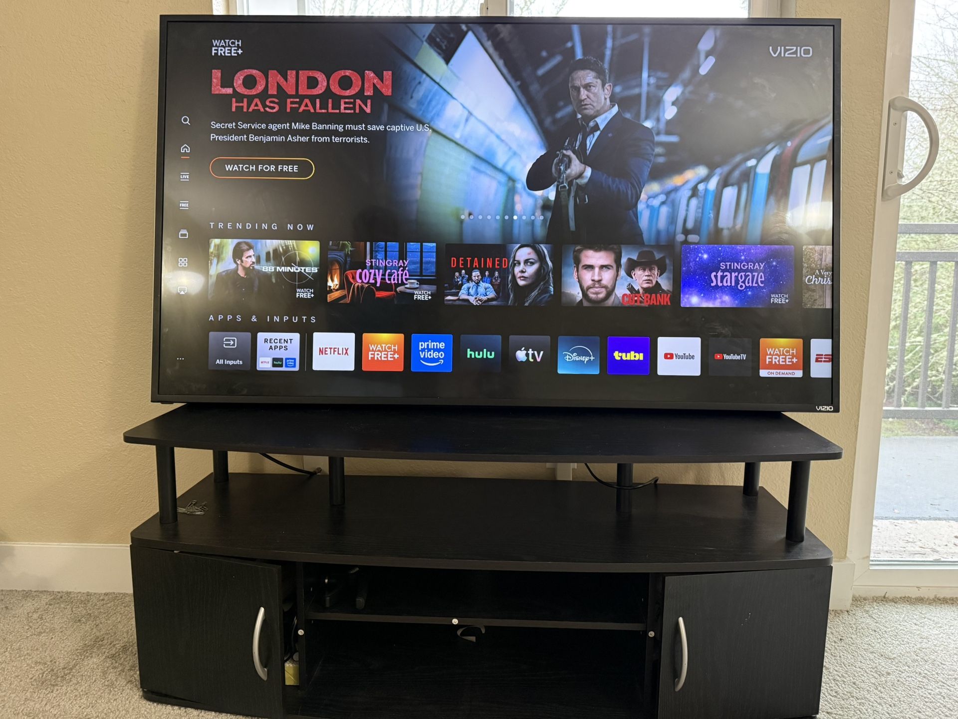 60 Inch Vizio Smart Tv With Stand