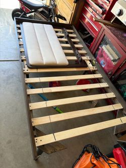 Twin wood bed