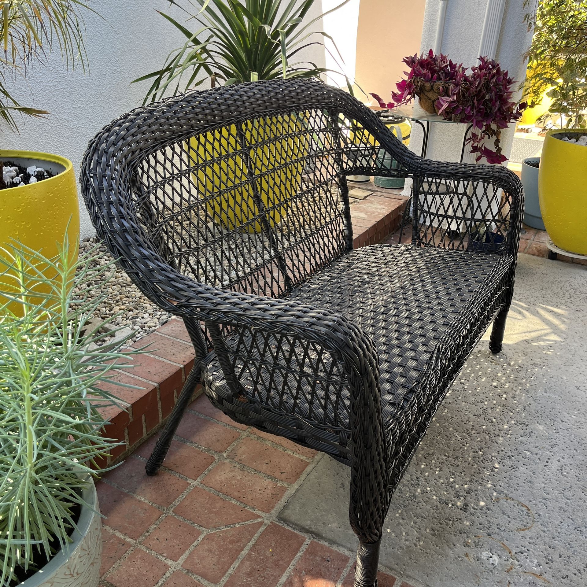 hampton bay outdoor loveseat wicker