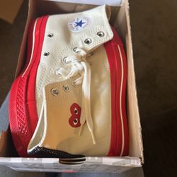 Converse Size 6 Women’s 