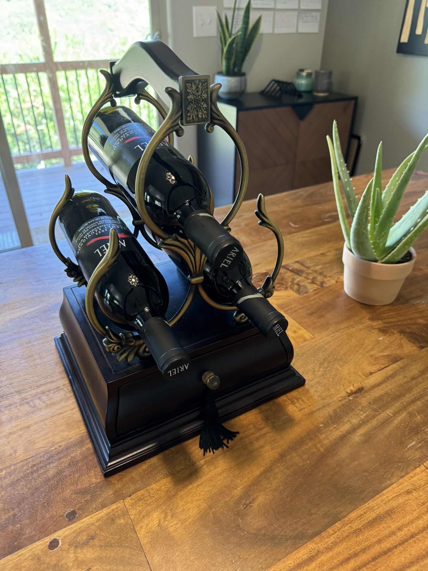 Beautiful Wood+Steel Wine Holder