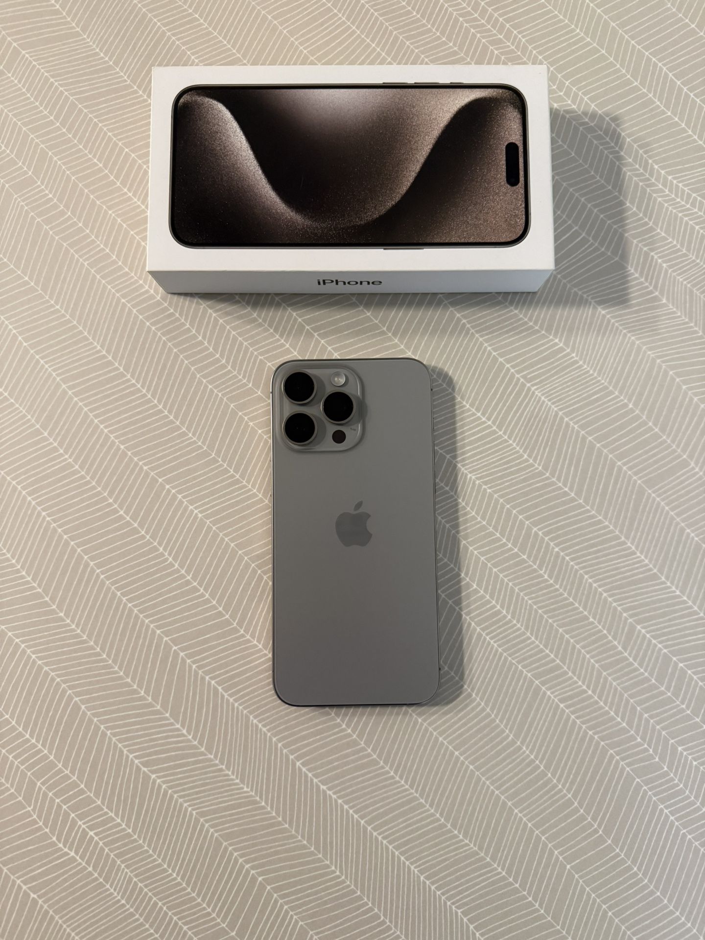 iPhone 15 Pro Max