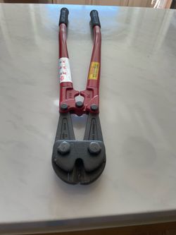 Bolt cutter
