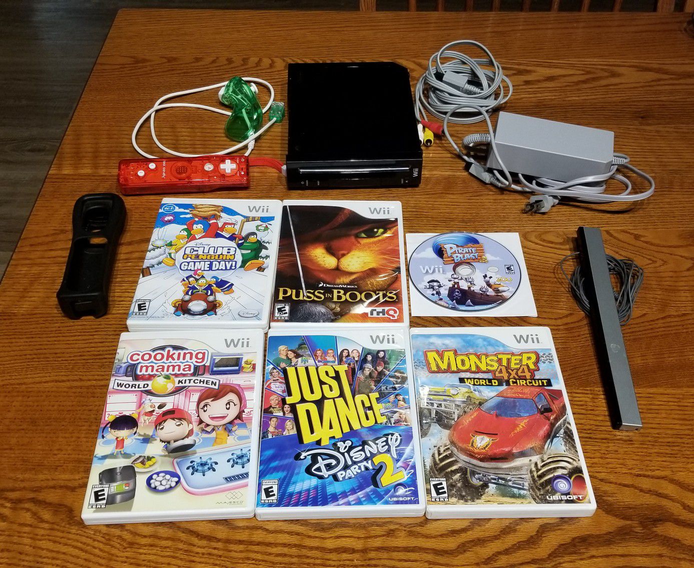 Nintendo Wii Bundle w/ 6 games