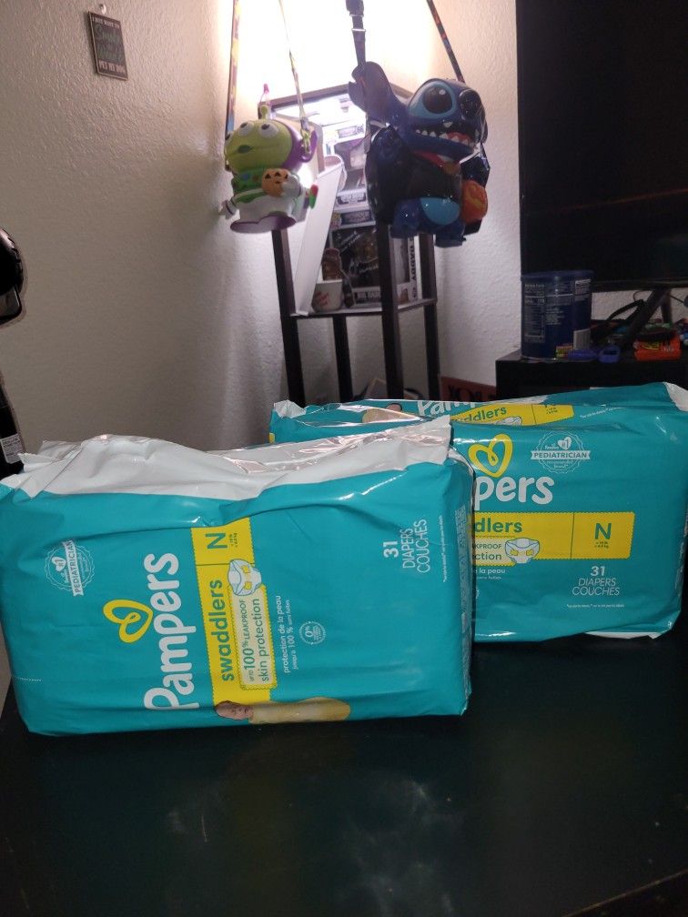Pampers Newborn And Size 2