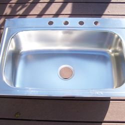 Elkay Parkway 33 in. Drop-in Single Bowl 20-Gauge Stainless Steel Kitchen Sink