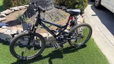 Kids bike for sale Age 6-9