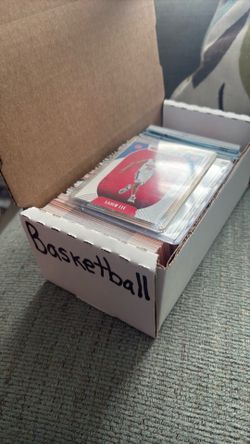 Basketball cards - 400 count box - stars/rookies/commons