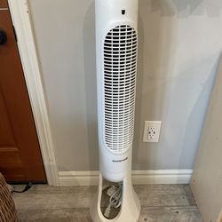 Honeywell Whole room Tower Fan Remote