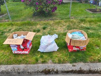 Free baby and kids clothes. Flaws and playclothes