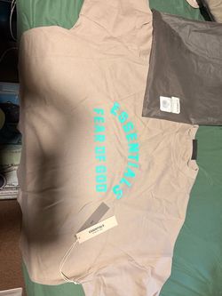 Fear of God Essentials Logo T-Shirt Men’s XL – New With Tags & Packaging