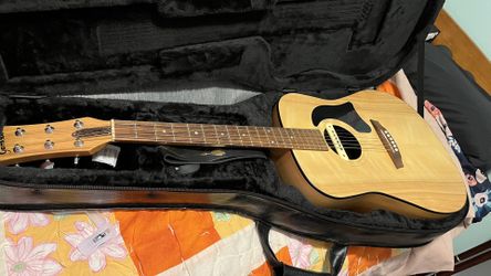 Morgan Monroe Guitar