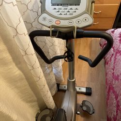 Universal Fitness Exercise Bike Barely Used $20